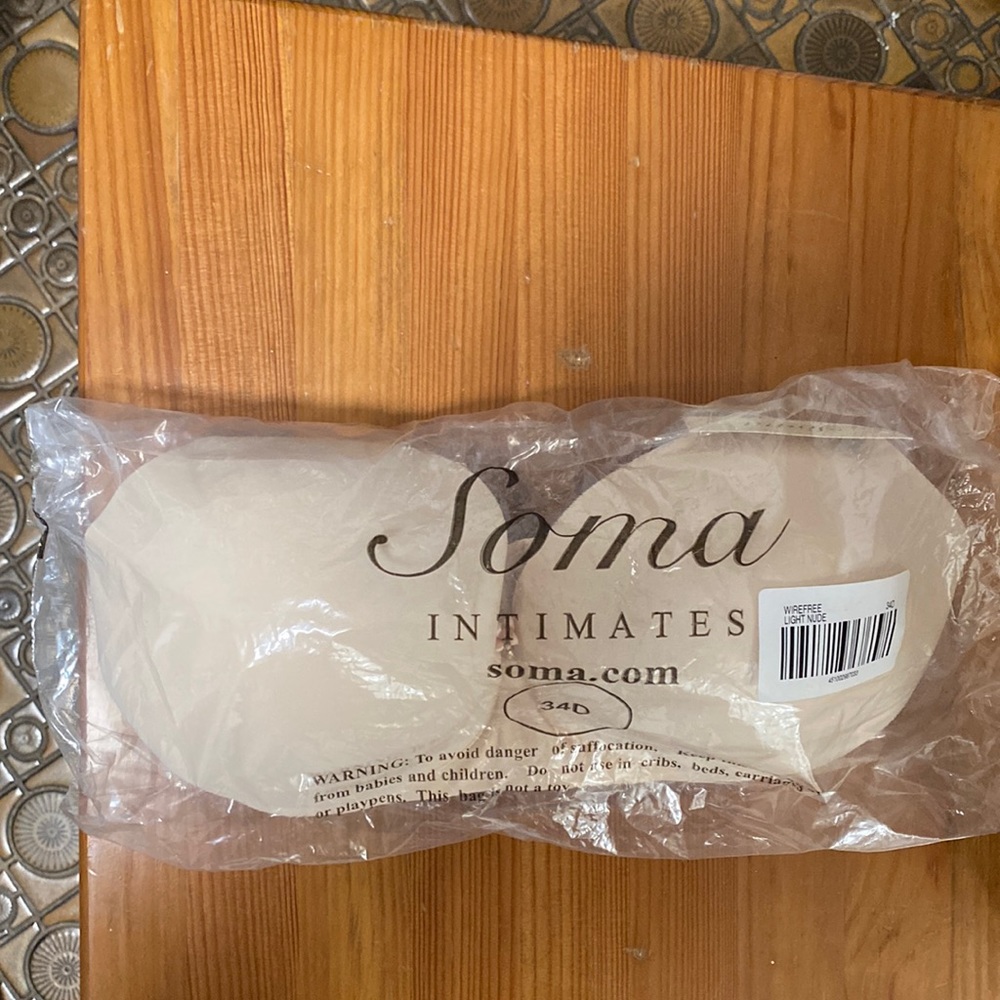 COPY - nwt Soma wire free light nude 34D